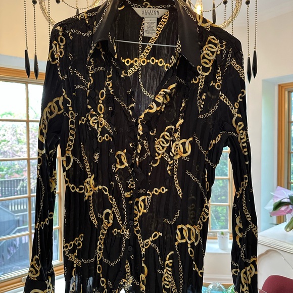 Very comfy top , elegant , good condition ! Size Large - Picture 1 of 14